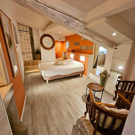 Suite Lou Peiro Cotignac Εξωτερικό φωτογραφία